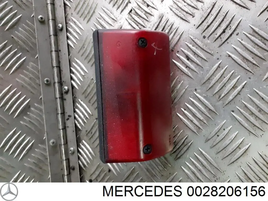 0028206156 Mercedes стоп-сигнал задний дополнительный