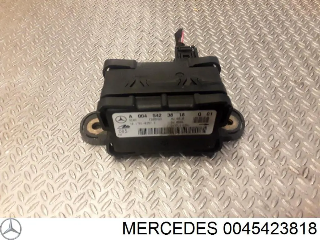  0045423818 Mercedes