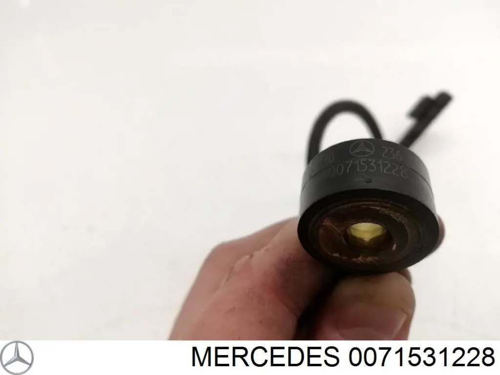Купить 0071531228 Mercedes Датчик детонации
