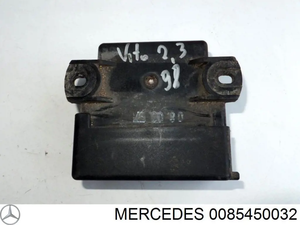 Реле свечей накала 0085450032 Mercedes