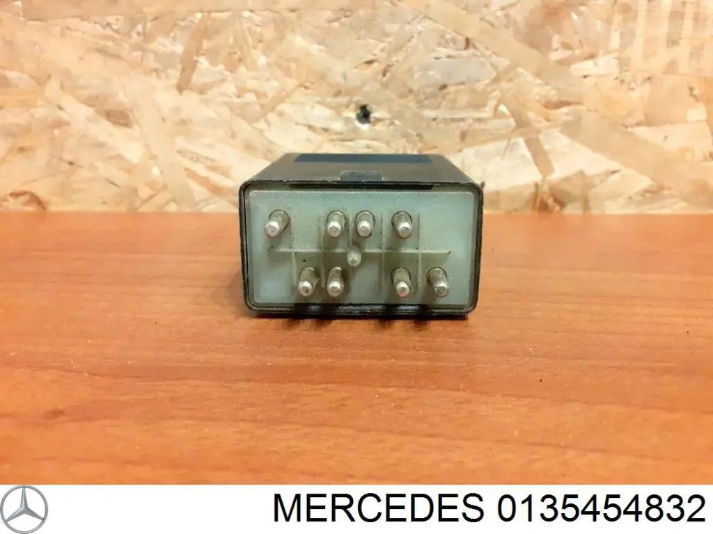 Блок управления EGR Mercedes 0135454832 цена, от 6.33 USD