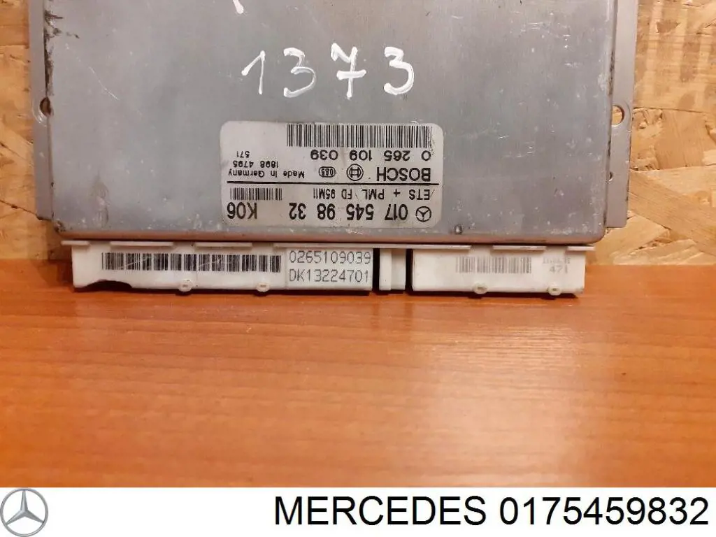 0175459832 Mercedes 