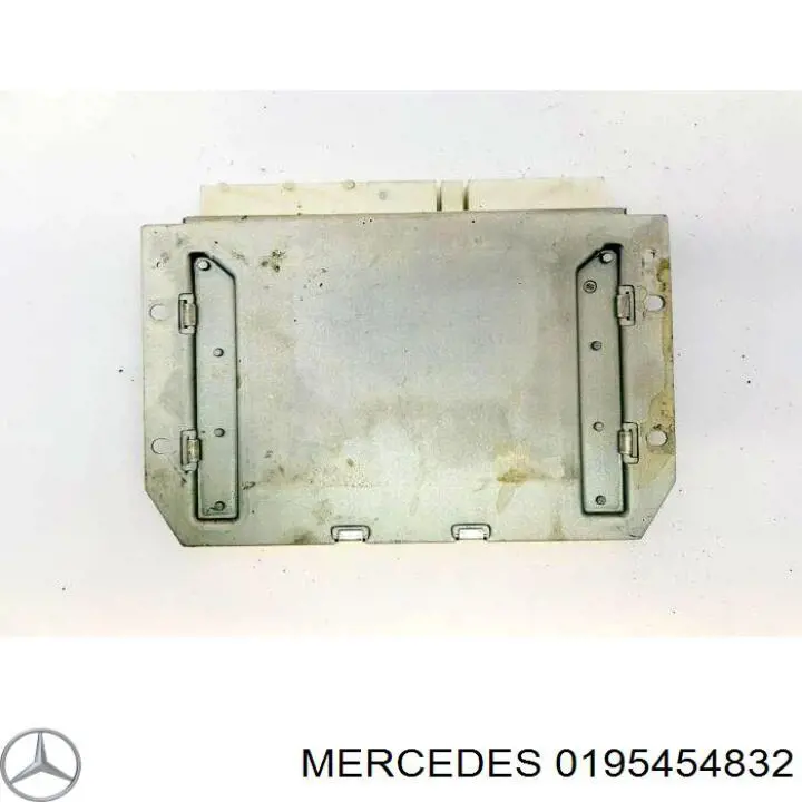 0195454832 Mercedes 