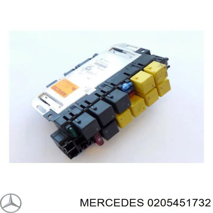 Монтажный блок на Mercedes S (W220)