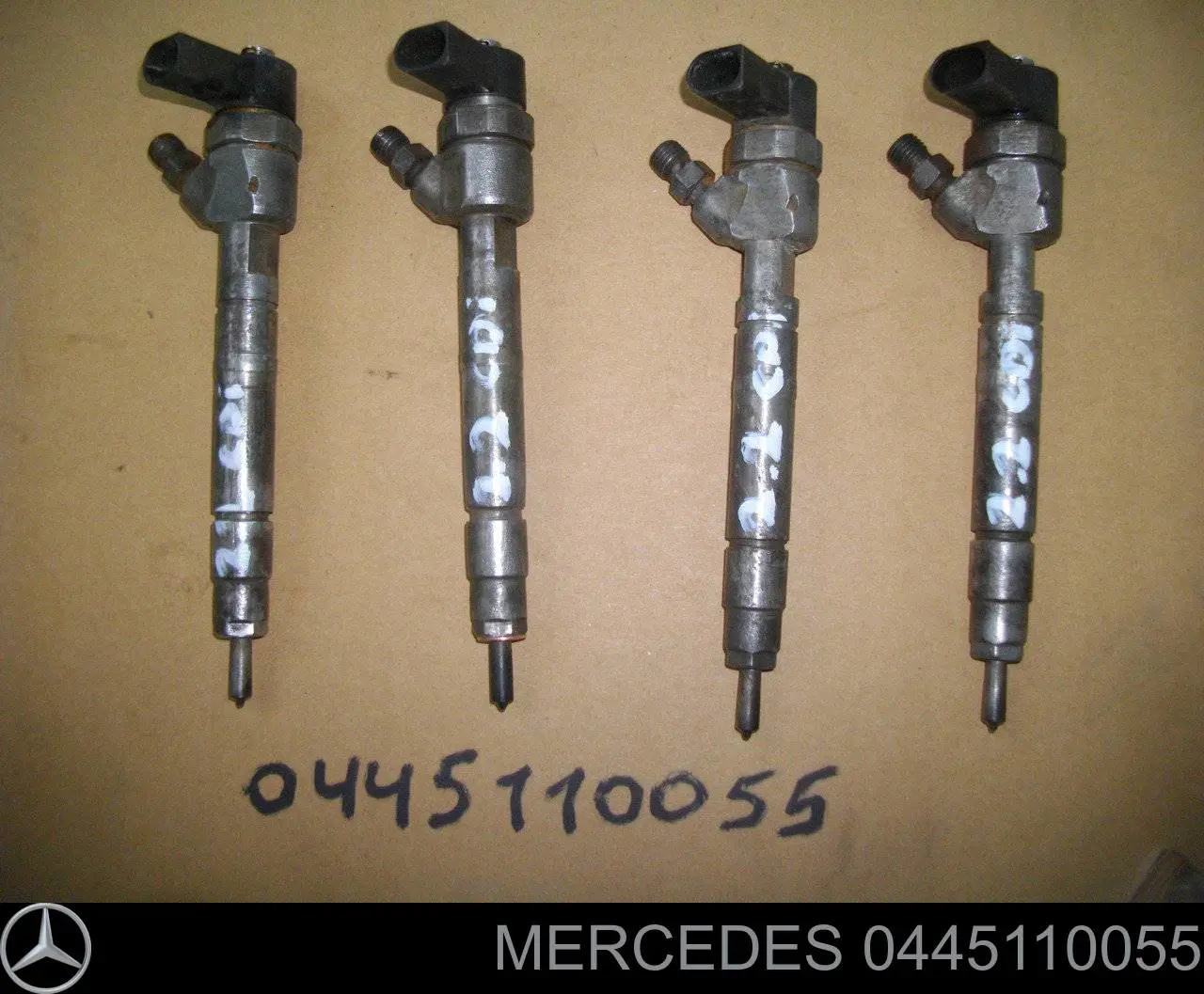 Топливные форсунки 0445110055 Mercedes