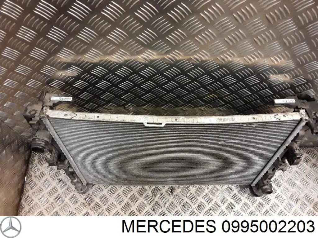 Радиатор 0995002203 Mercedes