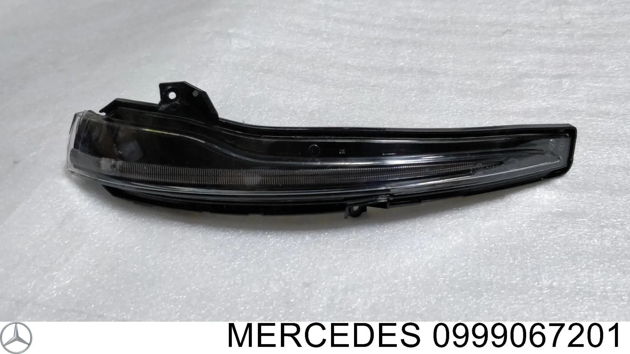 0999067201 Mercedes pisca-pisca de espelho direito