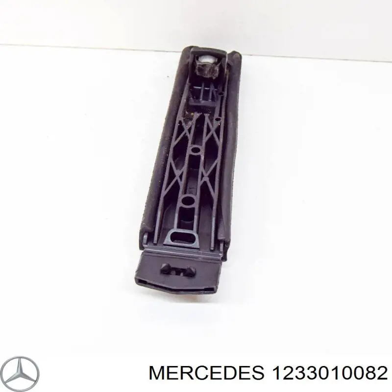 1233010082 Mercedes 
