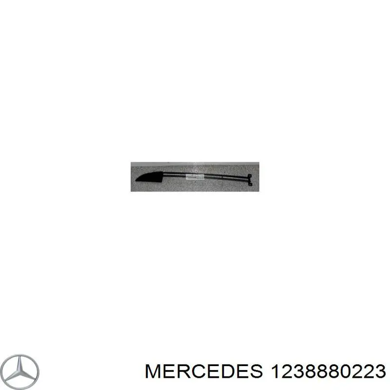 Решетка бампера переднего правая на Mercedes E C123