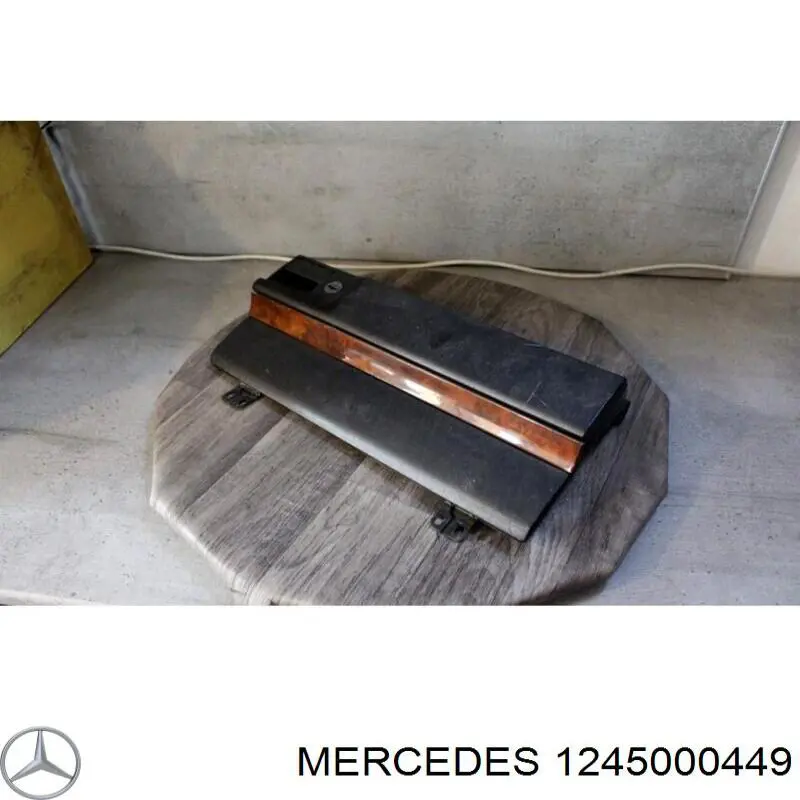 1245000449 Mercedes Расширительный бачок охлаждения