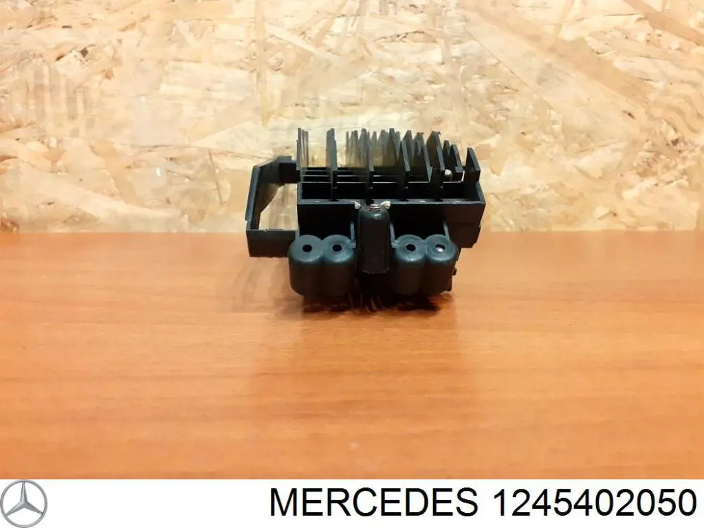 1245402050 Mercedes 