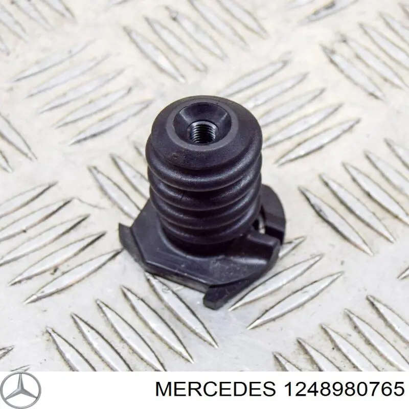  1248980765 Mercedes