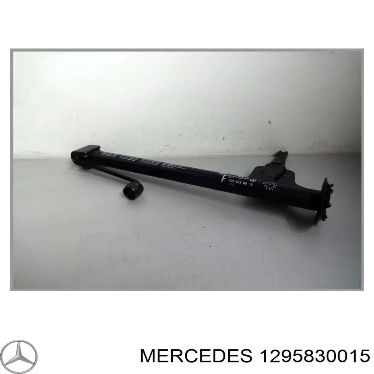 1295830015 Mercedes 