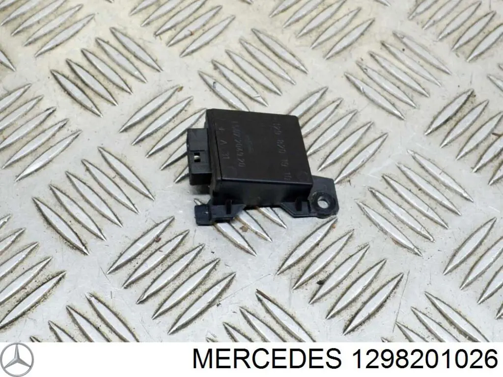 1298201026 Mercedes Реле указателей поворотов