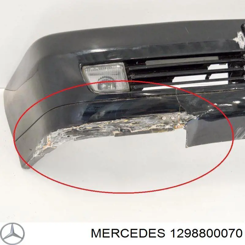 1298800070 Mercedes передний бампер