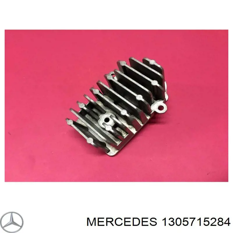 1305715284 Mercedes модуль управления (эбу светом фар)