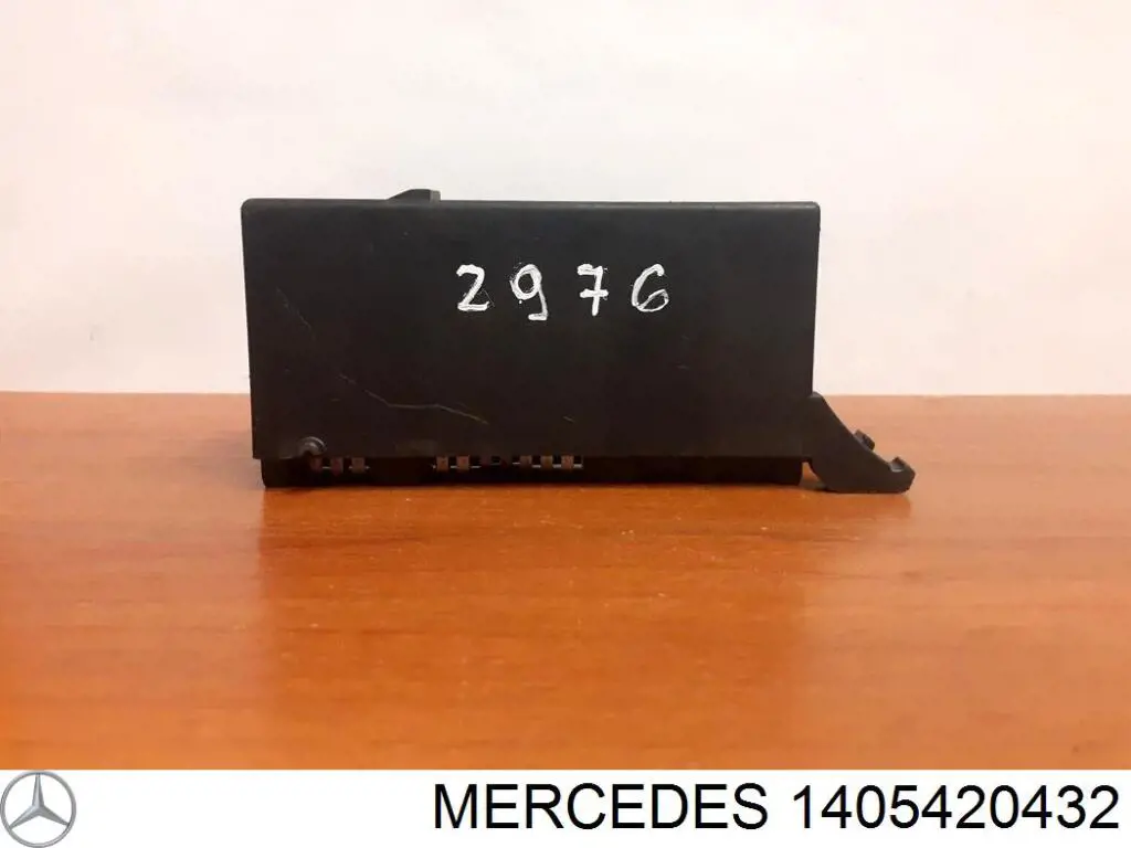  Mercedes 1405420232 цена, от 10.27 USD