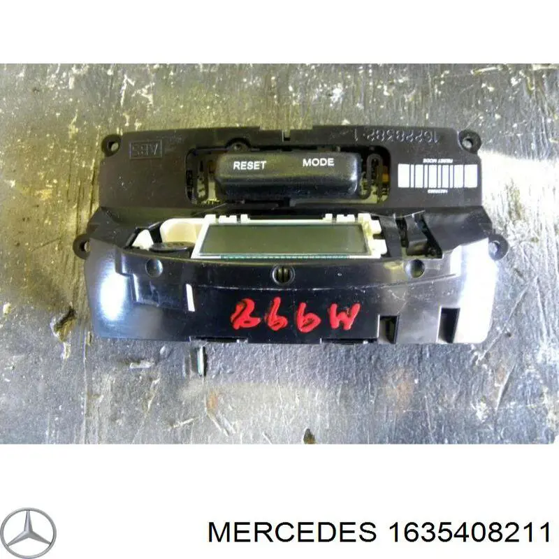  1635408211 Mercedes