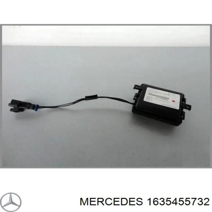 1635455732 Mercedes 