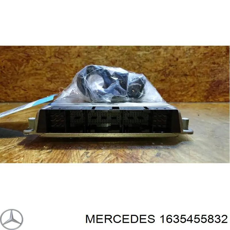 Блок управления ESP A1635455832 Mercedes