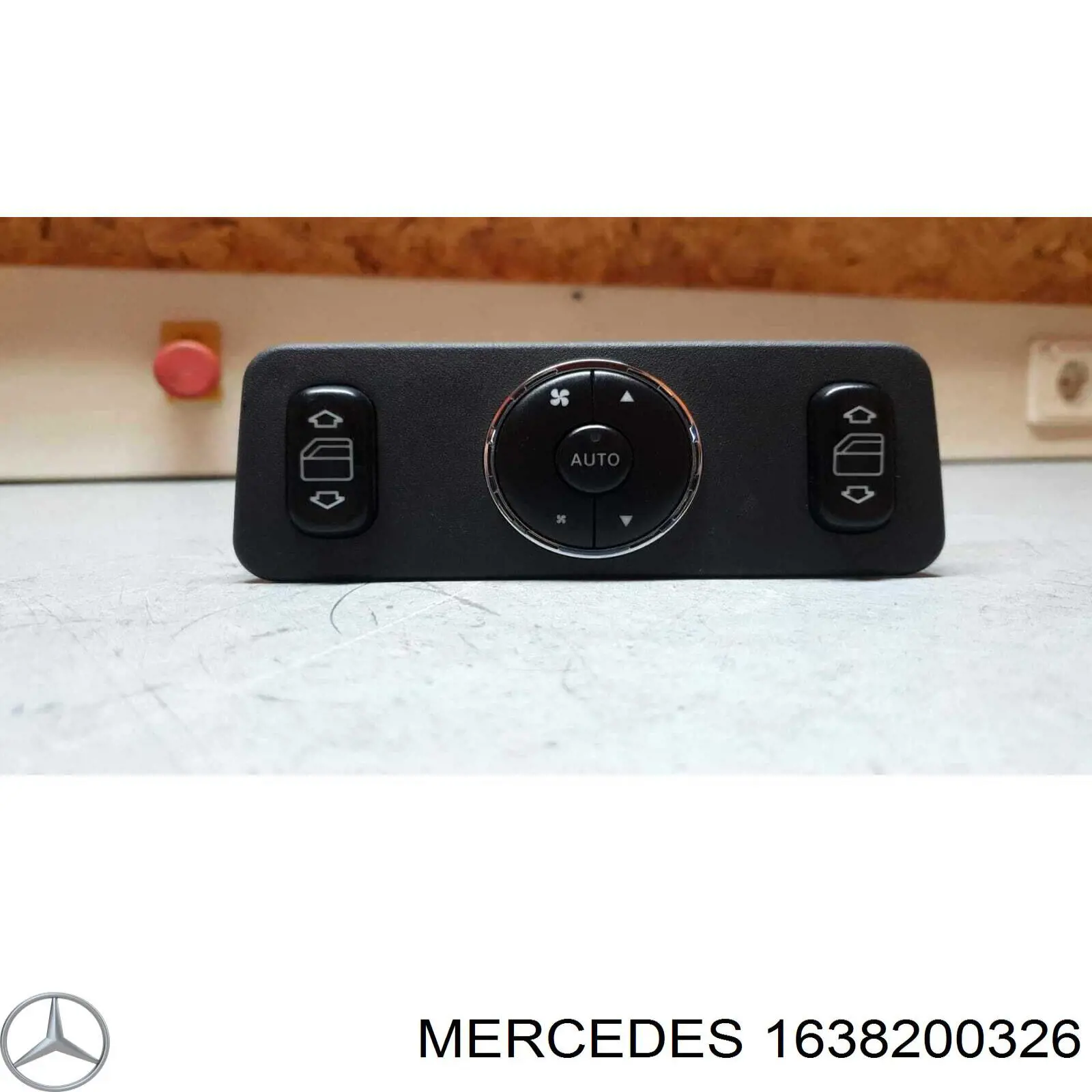 1638200326 Mercedes Кнопки заднего стеклоподъемника