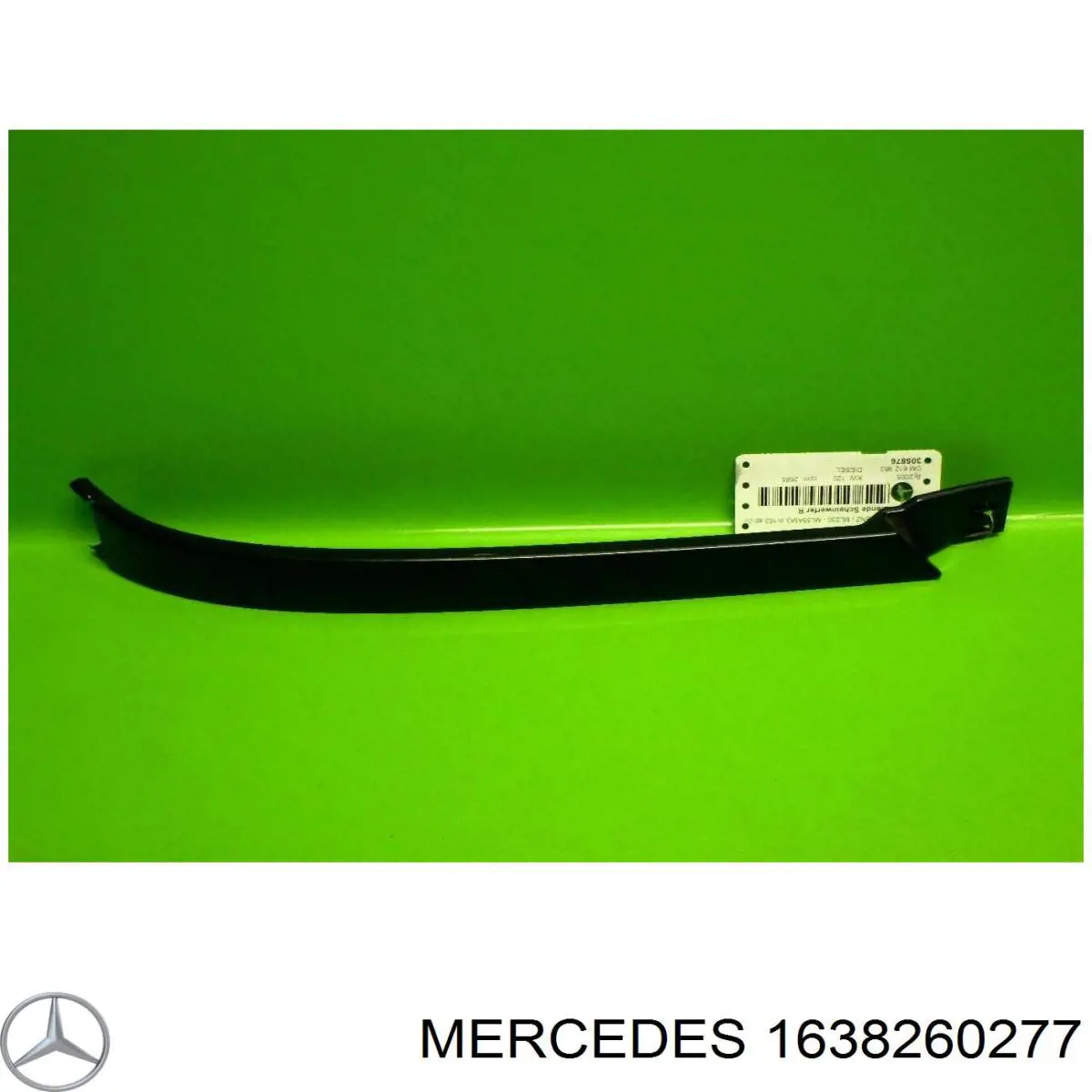 1638260277 Mercedes ripa (placa sobreposta da luz direita)