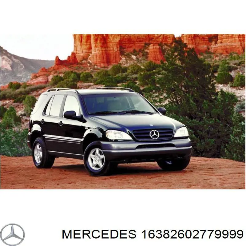 16382602779999 Mercedes ripa (placa sobreposta da luz direita)