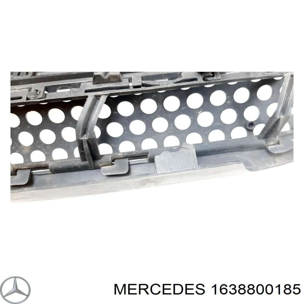 Купить 1638800185 Mercedes Решетка радиатора