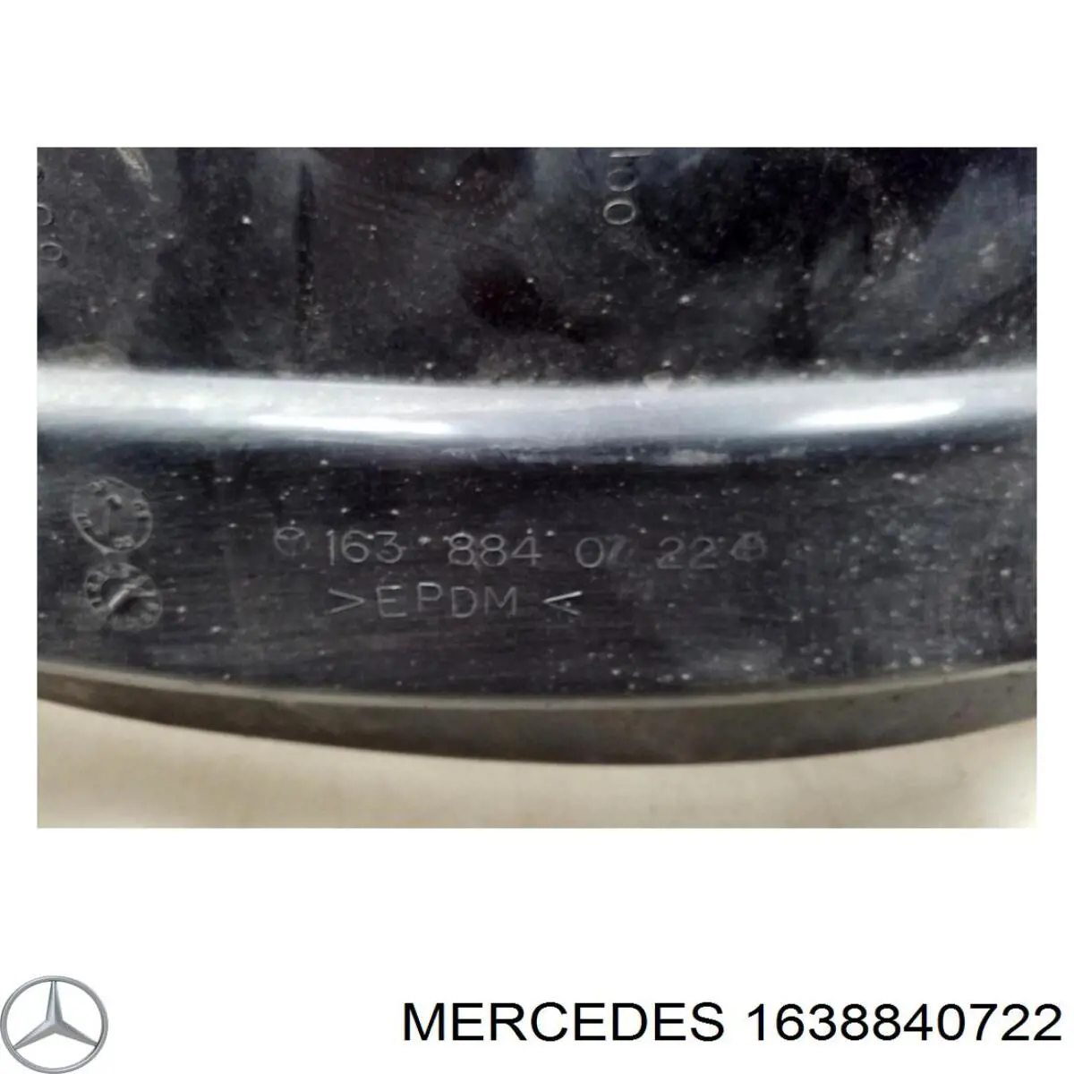 1638840722 Mercedes подкрылок крыла переднего левый