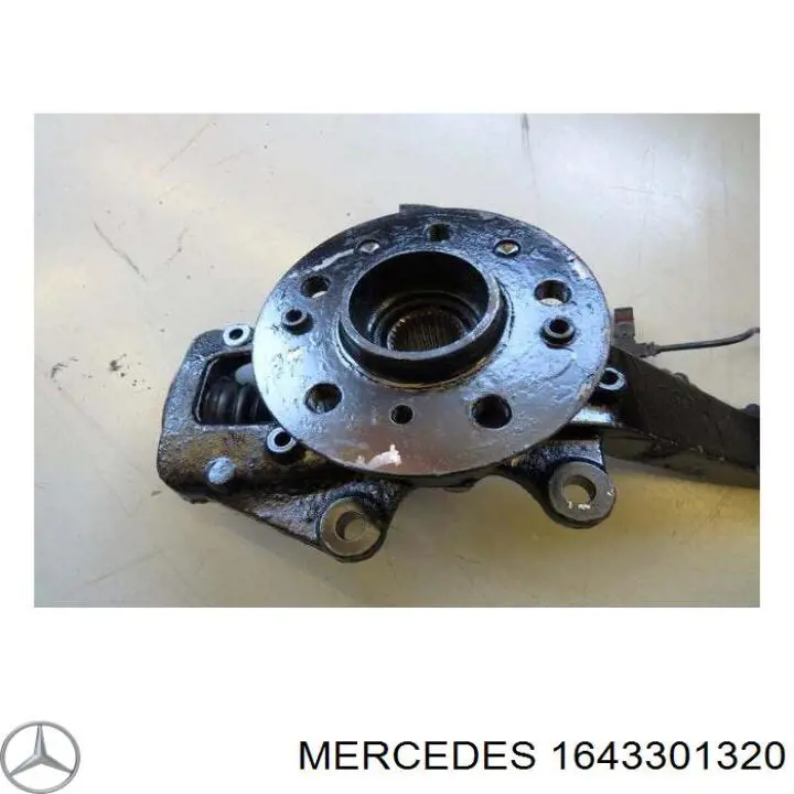 Кулак поворотный передний левый Mercedes 1643301320