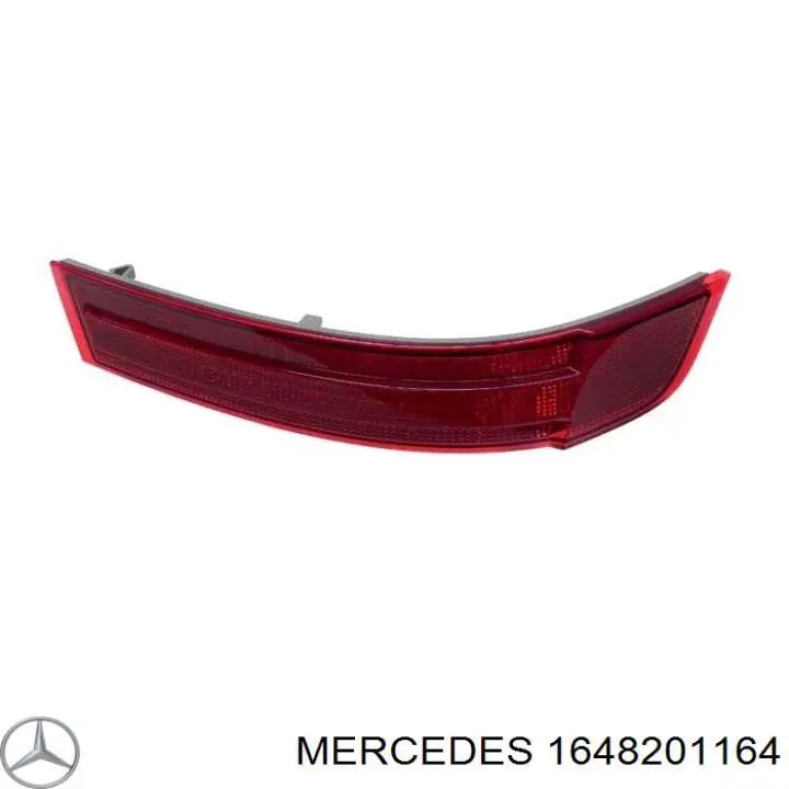 1648201174 Mercedes катафот (отражатель заднего бампера левый)