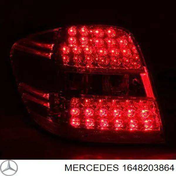 Фонарь задний правый Mercedes 1648203864 цена, от 63.35 USD