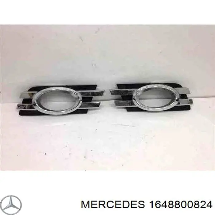 1648800824 Mercedes tampão (grelha das luzes de nevoeiro do pára-choque dianteiro direito)