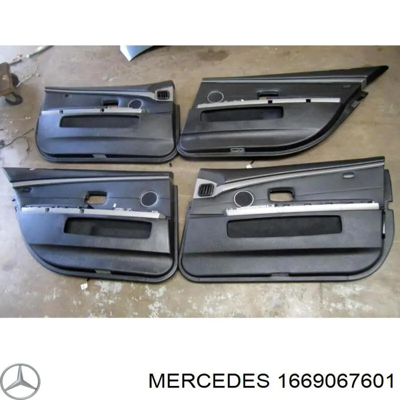 Фонарь задний правый Mercedes 1669067601 цена, от 6735.00 UAH