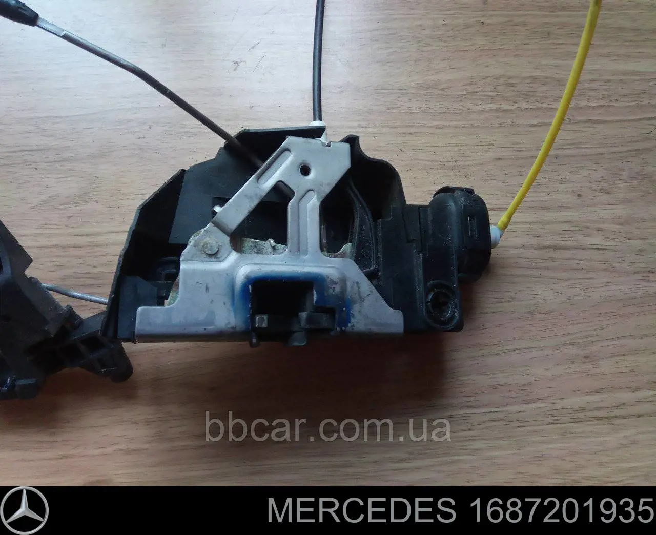 Запор кабины Mercedes 1687201935 цена, от 17.74 USD
