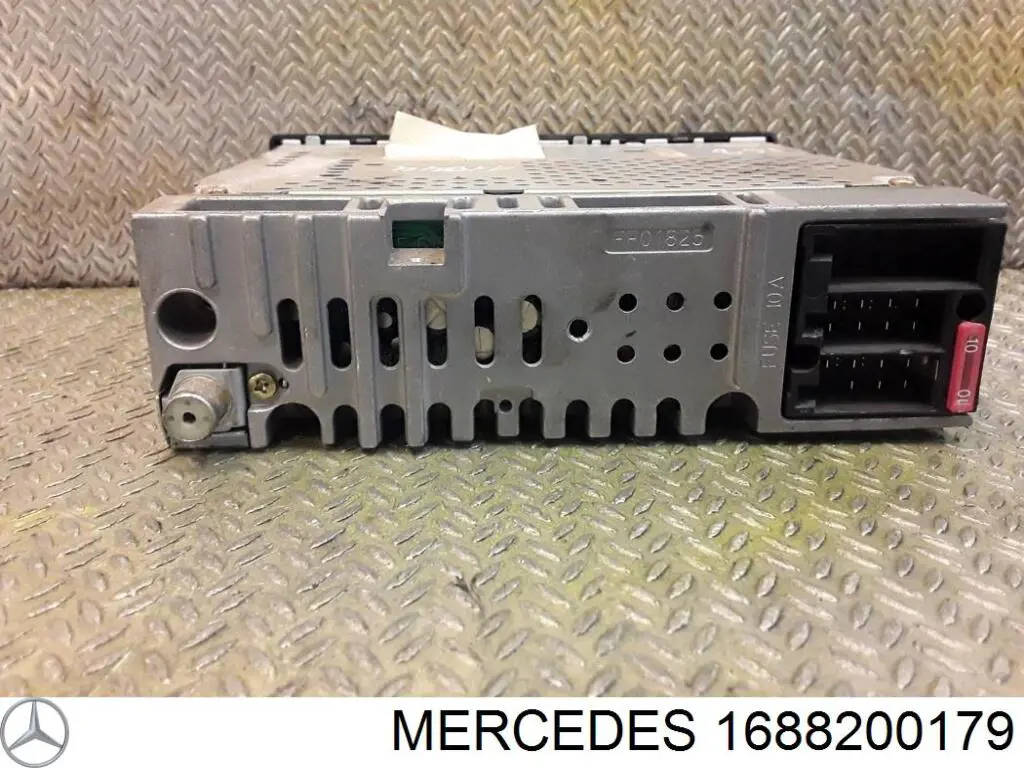 Магнитола (радио AM/FM) Mercedes A1688200179 цена, от 17.30 USD