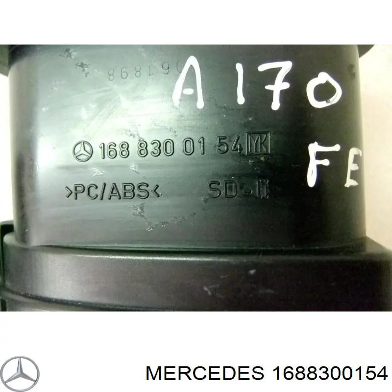 1688300154 Mercedes 