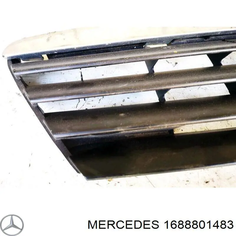 1688801483 Mercedes 