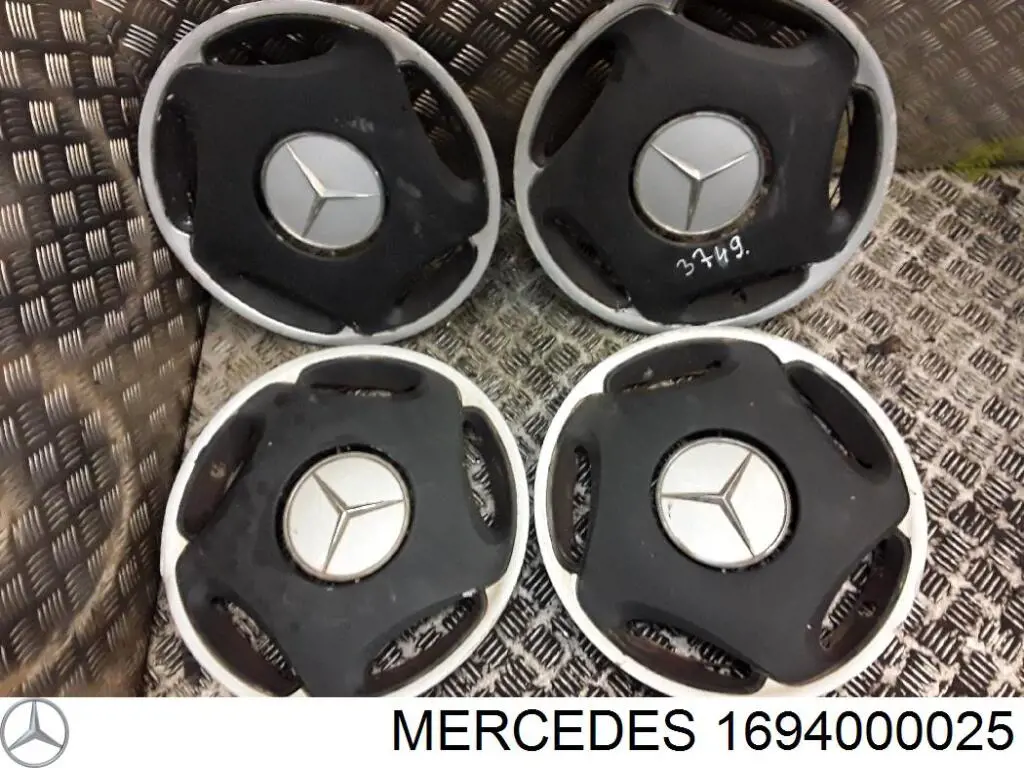 1694000025 Mercedes 