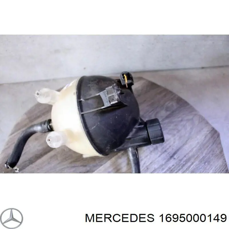 1695000149 Mercedes tanque de expansão do sistema de esfriamento