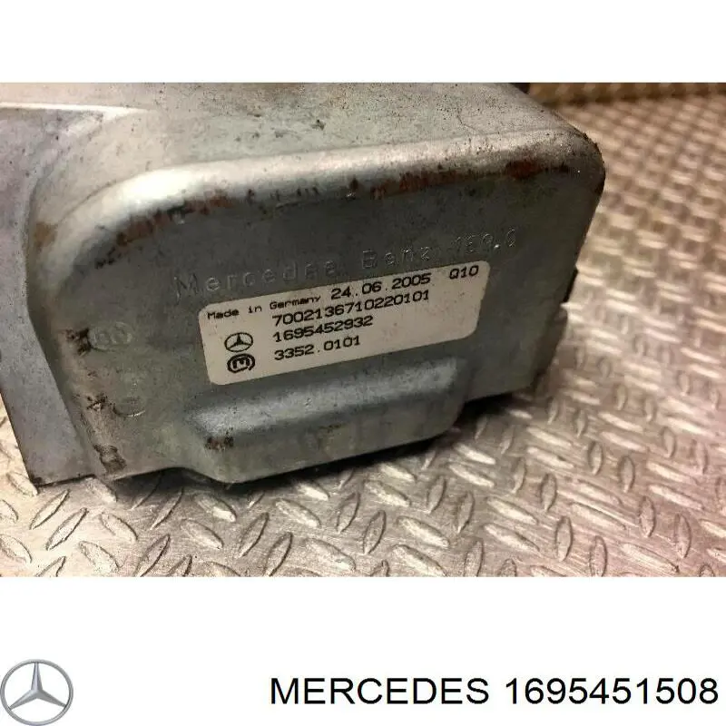  1695451508 Mercedes