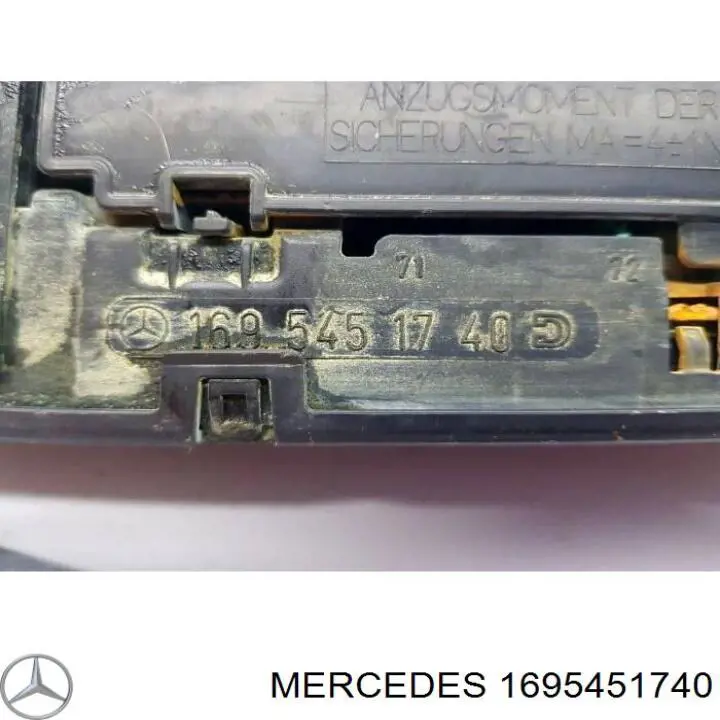  1695451740 Mercedes