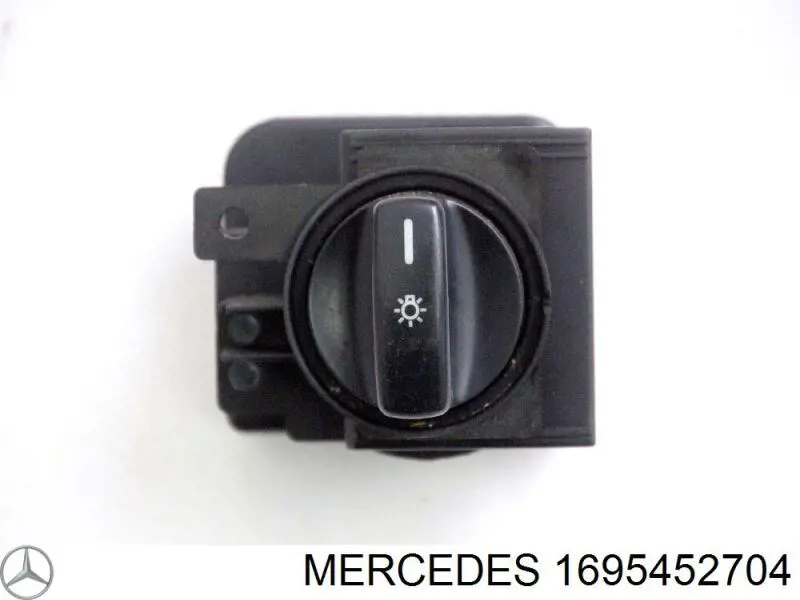 1695452704 Mercedes 