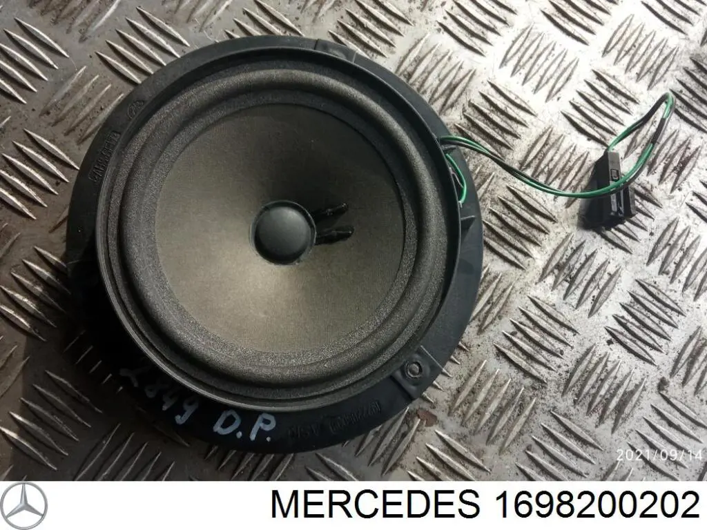 Купить 1698200202 Mercedes Динамик передней двери