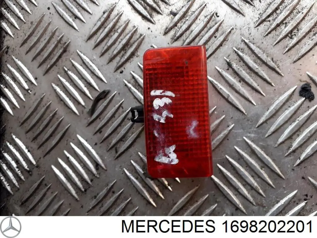  1698202201 Mercedes