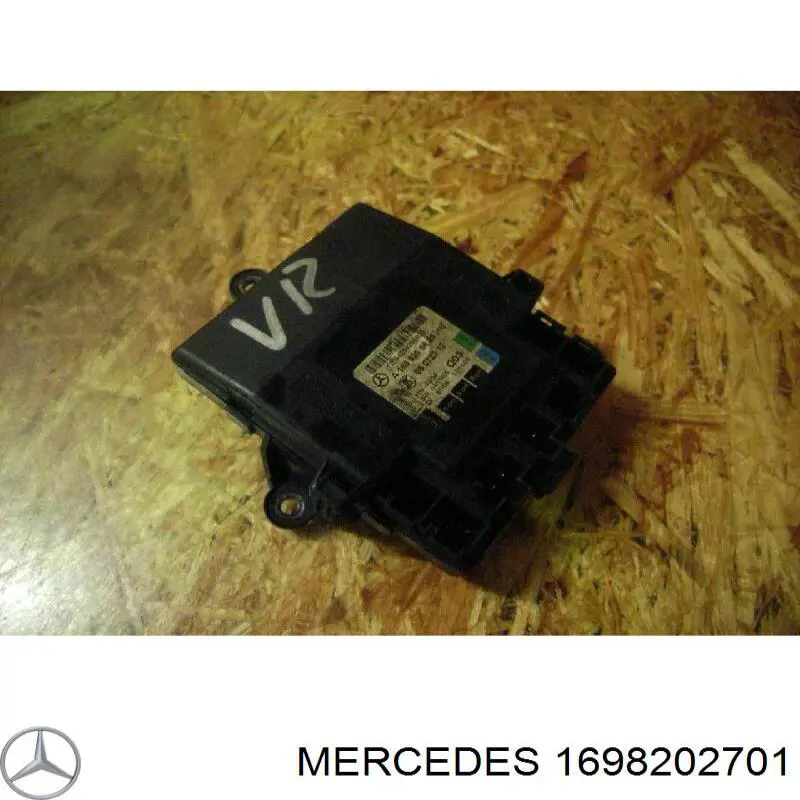 1698202701 Mercedes 