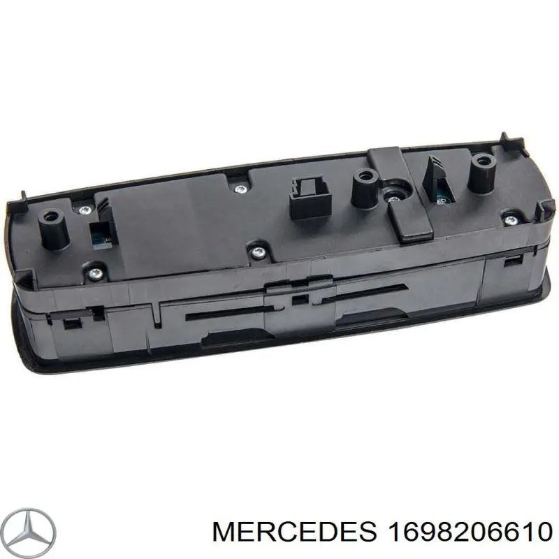 1698206610 Mercedes 