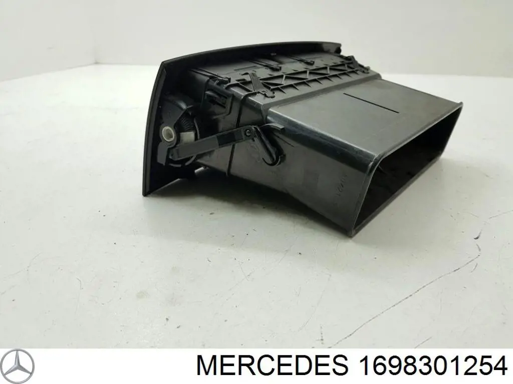  1698301254 Mercedes