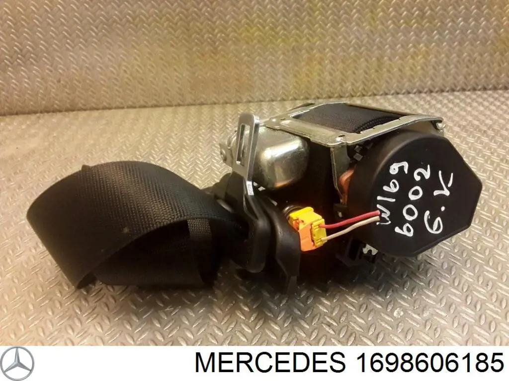 1698606185 Mercedes