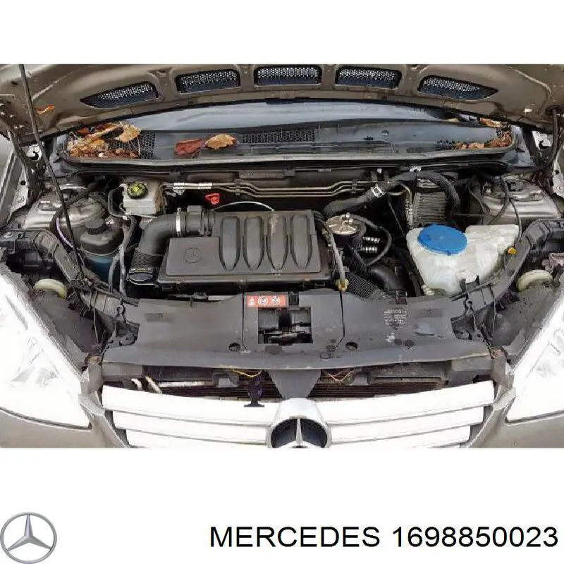 1698850023 Mercedes grelha central do pára-choque dianteiro